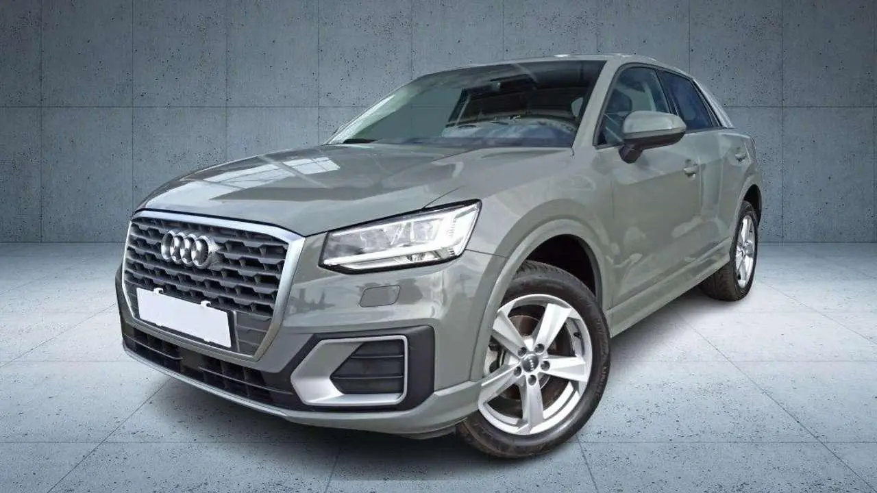 Photo 1 : Audi Q2 2019 Petrol