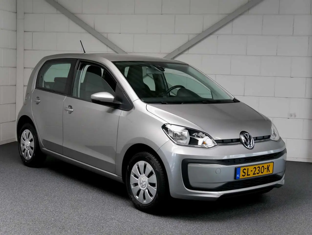 Photo 1 : Volkswagen Up! 2018 Petrol