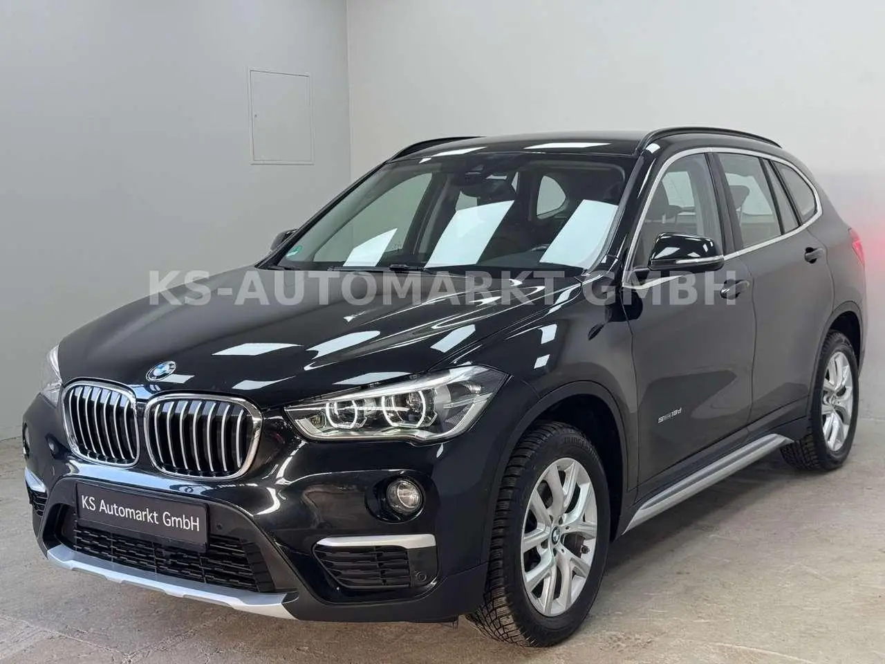 Photo 1 : Bmw X1 2018 Diesel