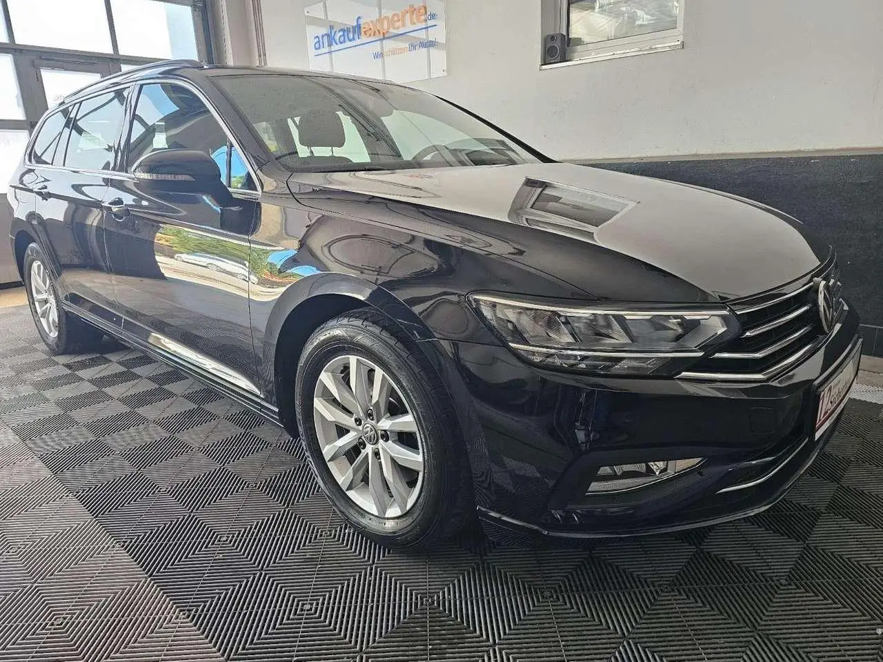 Photo 1 : Volkswagen Passat 2019 Diesel