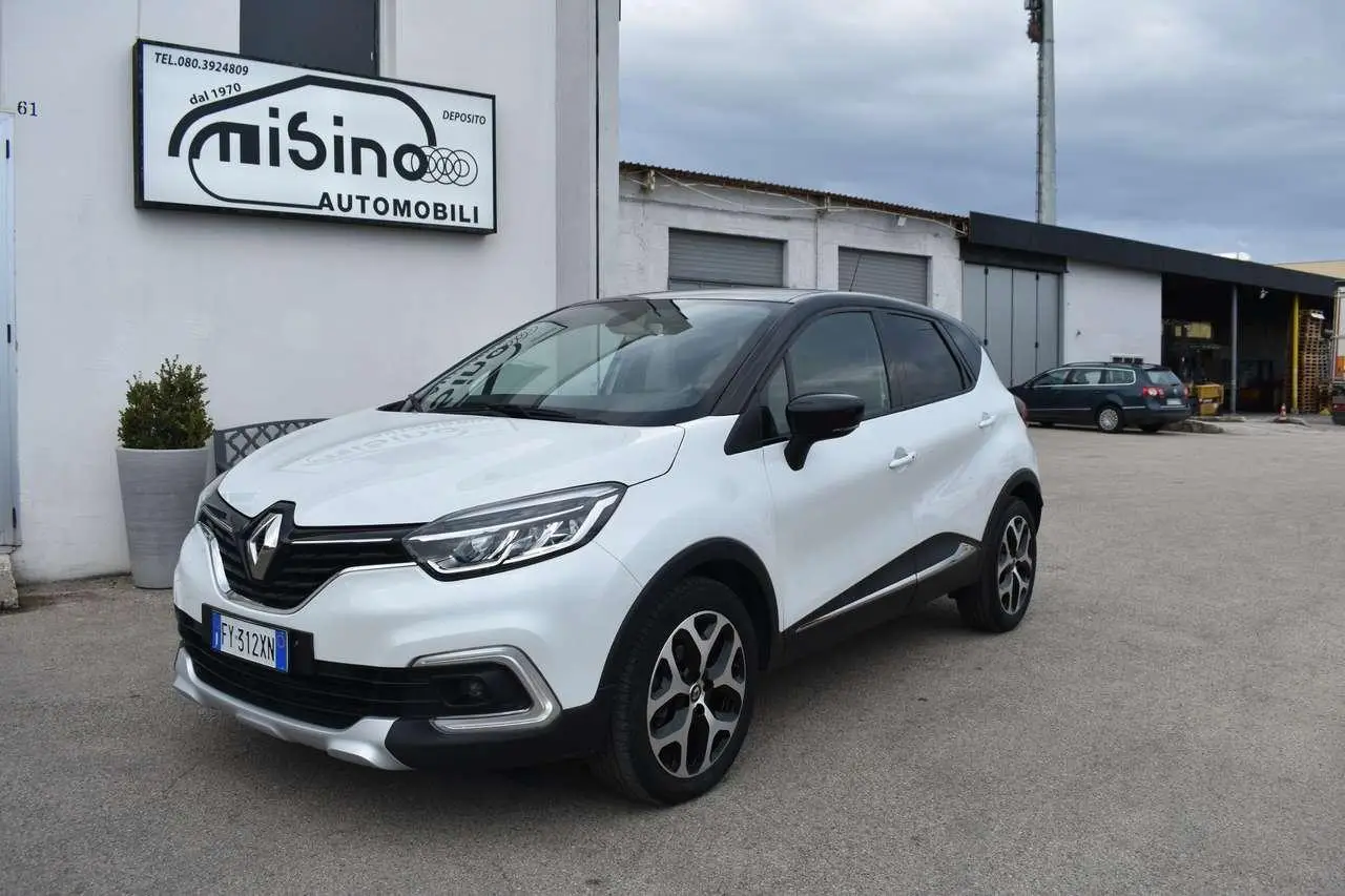 Photo 1 : Renault Captur 2019 Petrol