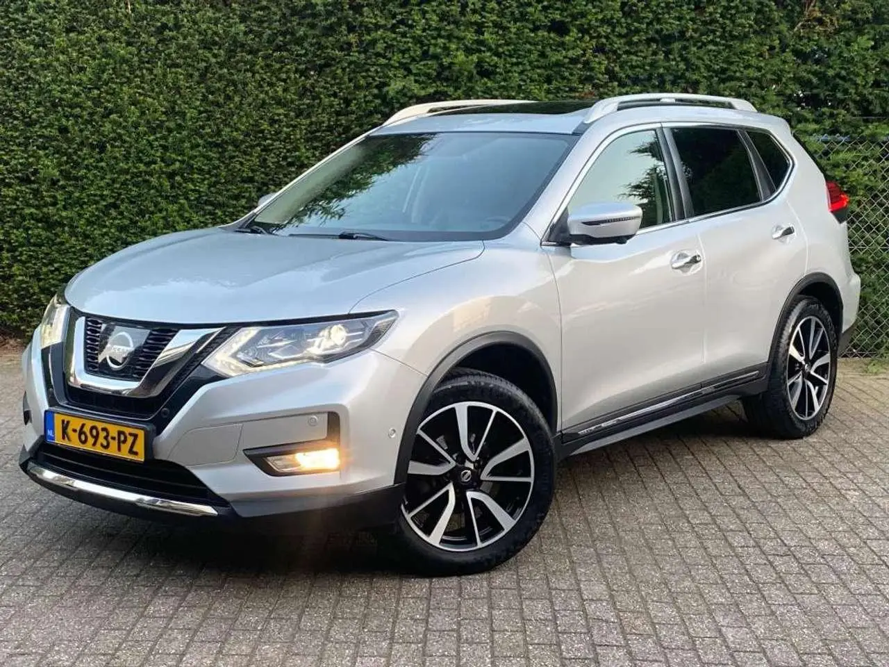 Photo 1 : Nissan X-trail 2018 Petrol