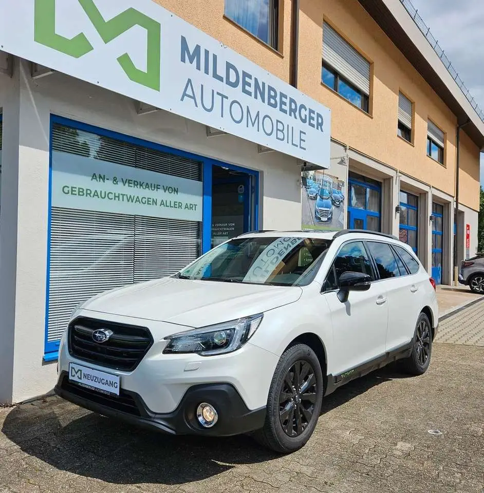 Photo 1 : Subaru Outback 2020 Essence