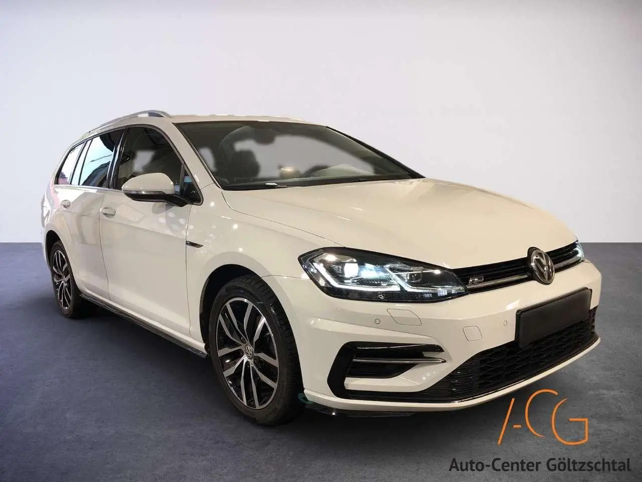 Photo 1 : Volkswagen Golf 2019 Diesel