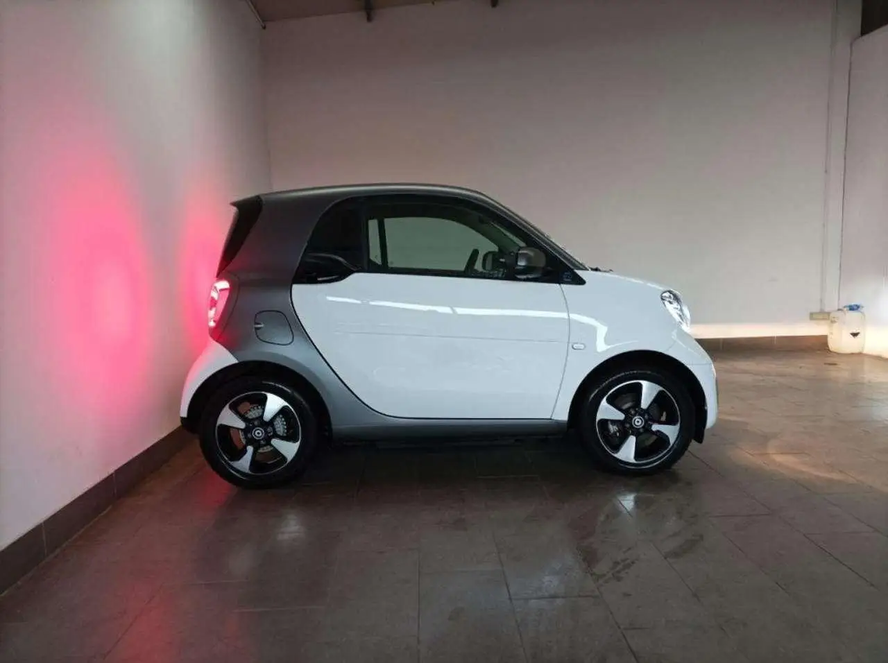 Photo 1 : Smart Fortwo 2023 Électrique