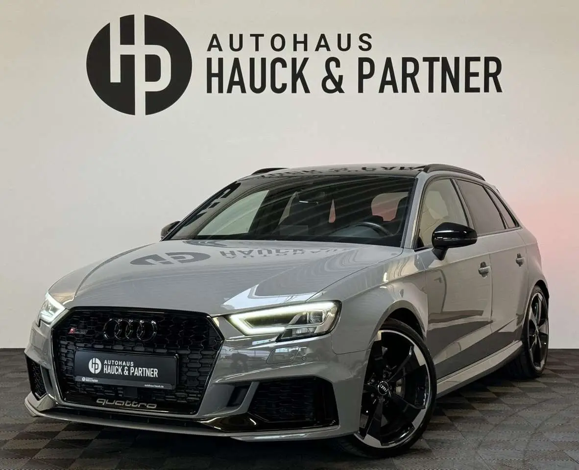 Photo 1 : Audi Rs3 2019 Petrol