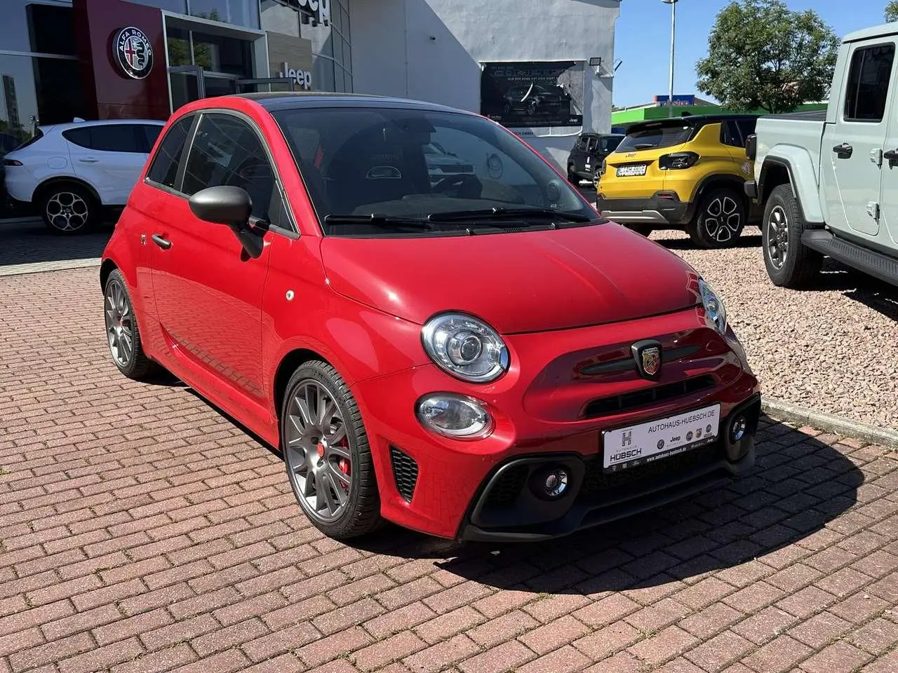 Photo 1 : Abarth 695 2023 Essence