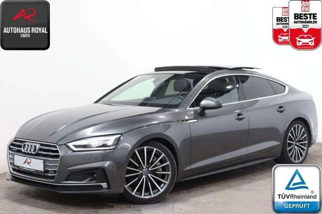 Photo 1 : Audi A5 2020 Hybrid