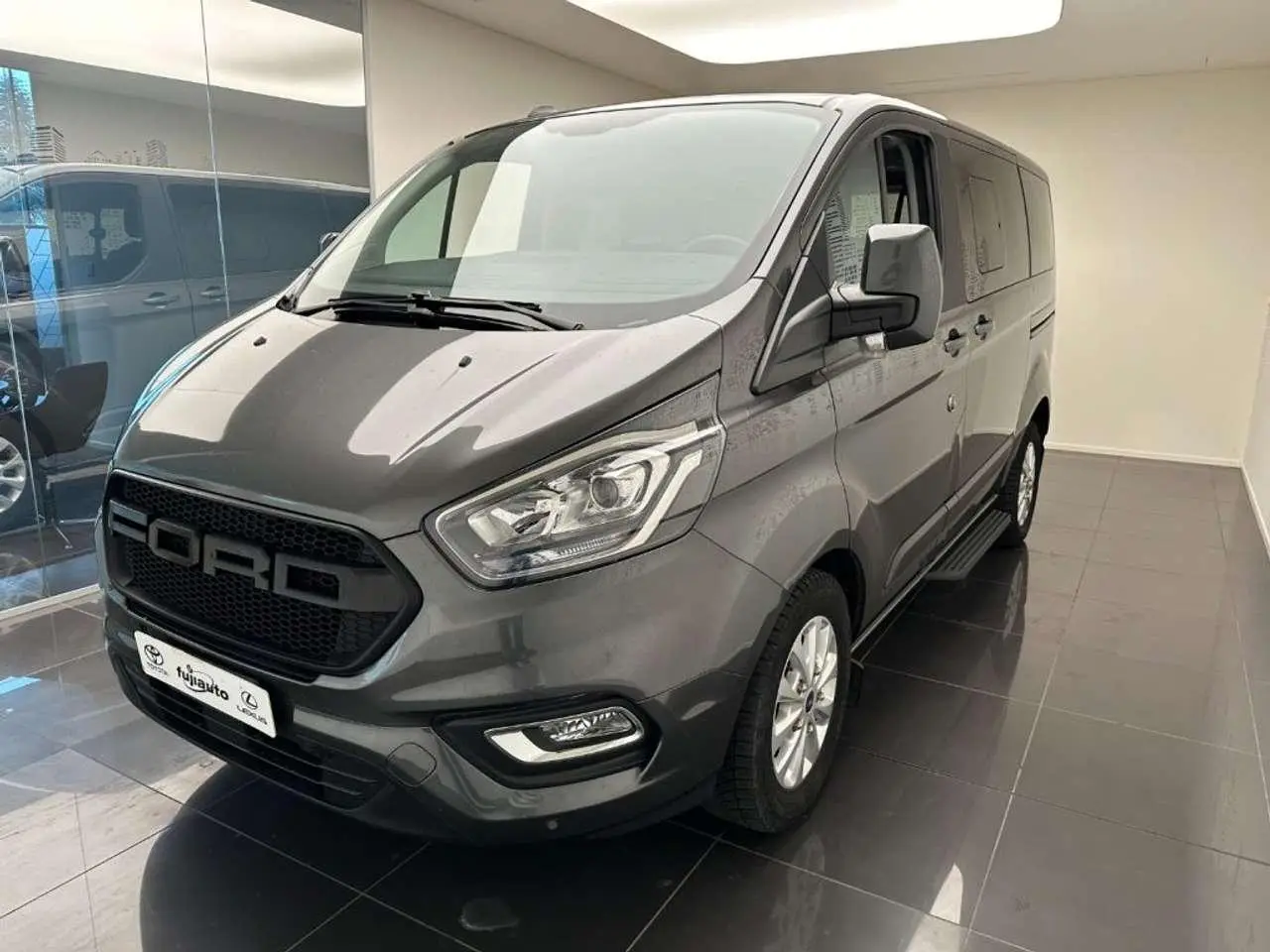 Photo 1 : Ford Tourneo 2020 Hybride