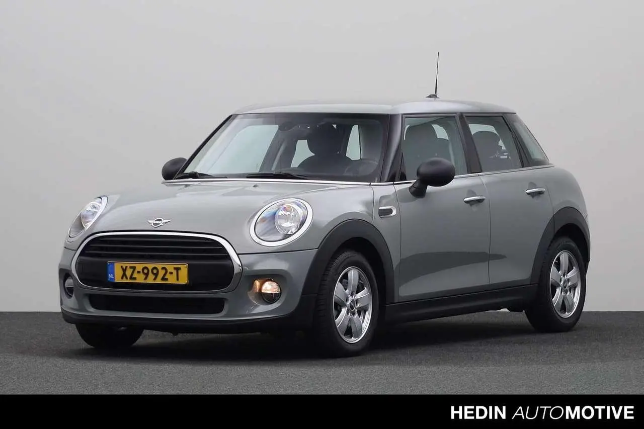 Photo 1 : Mini One 2019 Petrol