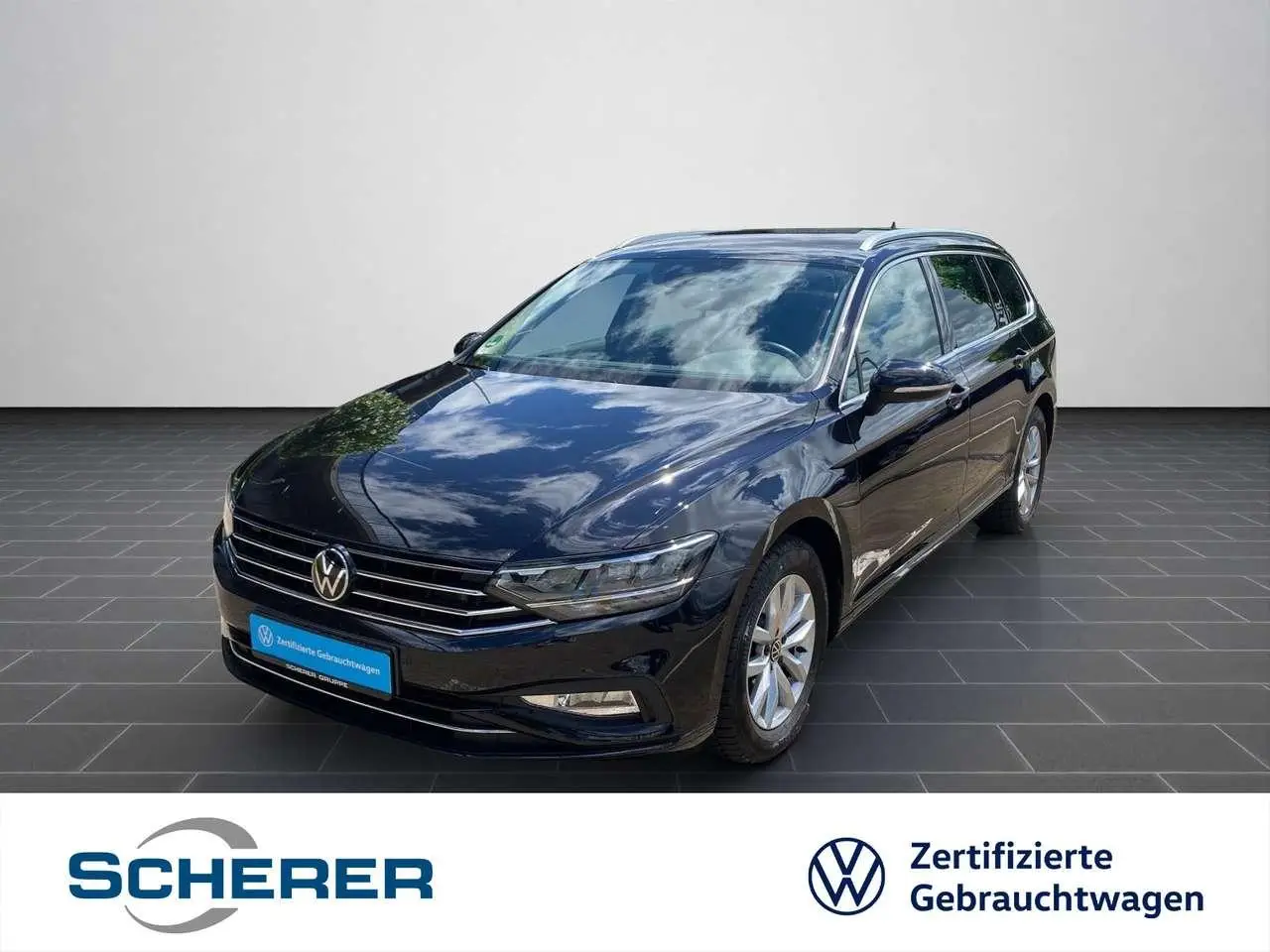 Photo 1 : Volkswagen Passat 2023 Petrol