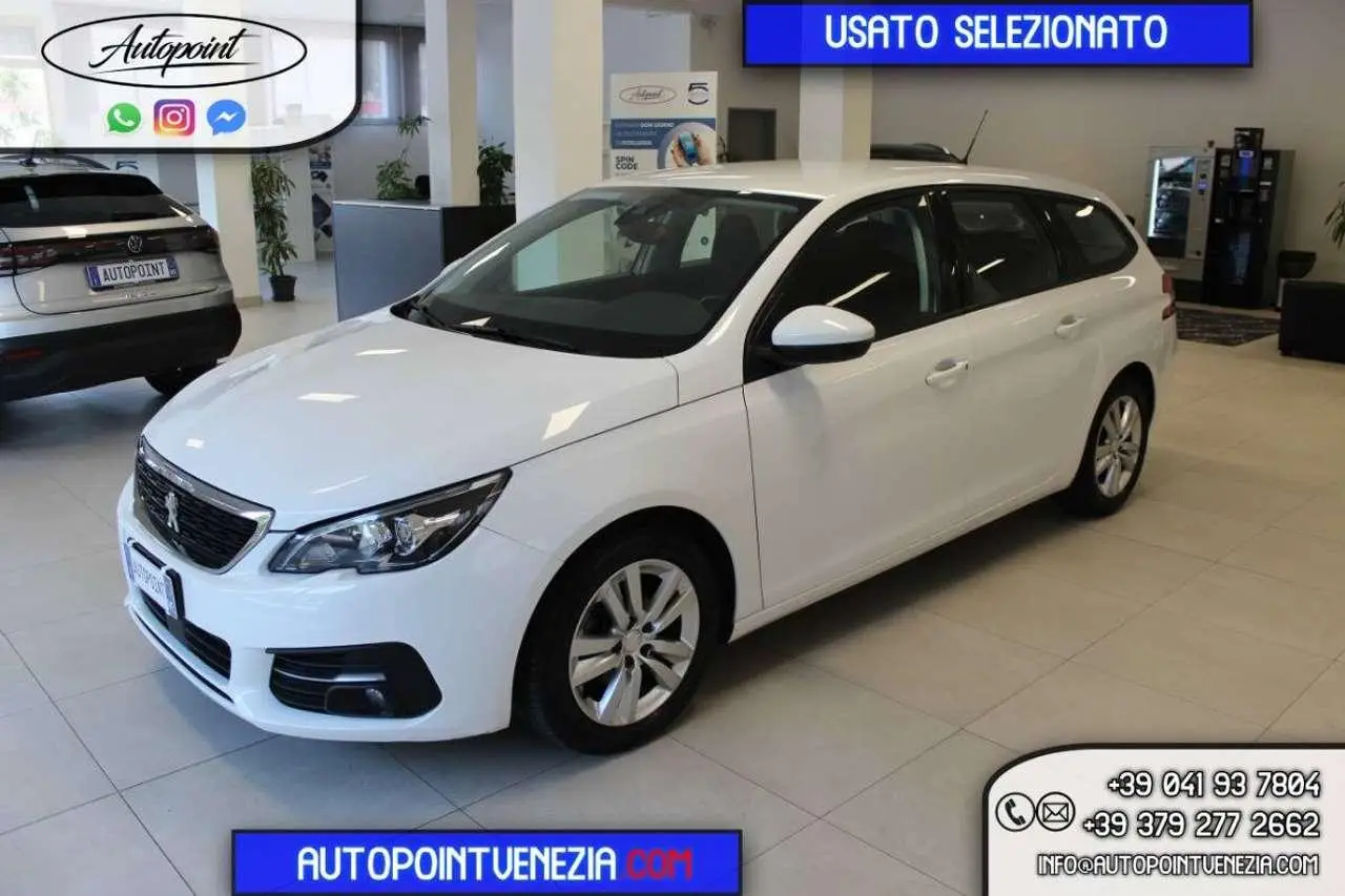 Photo 1 : Peugeot 308 2019 Diesel