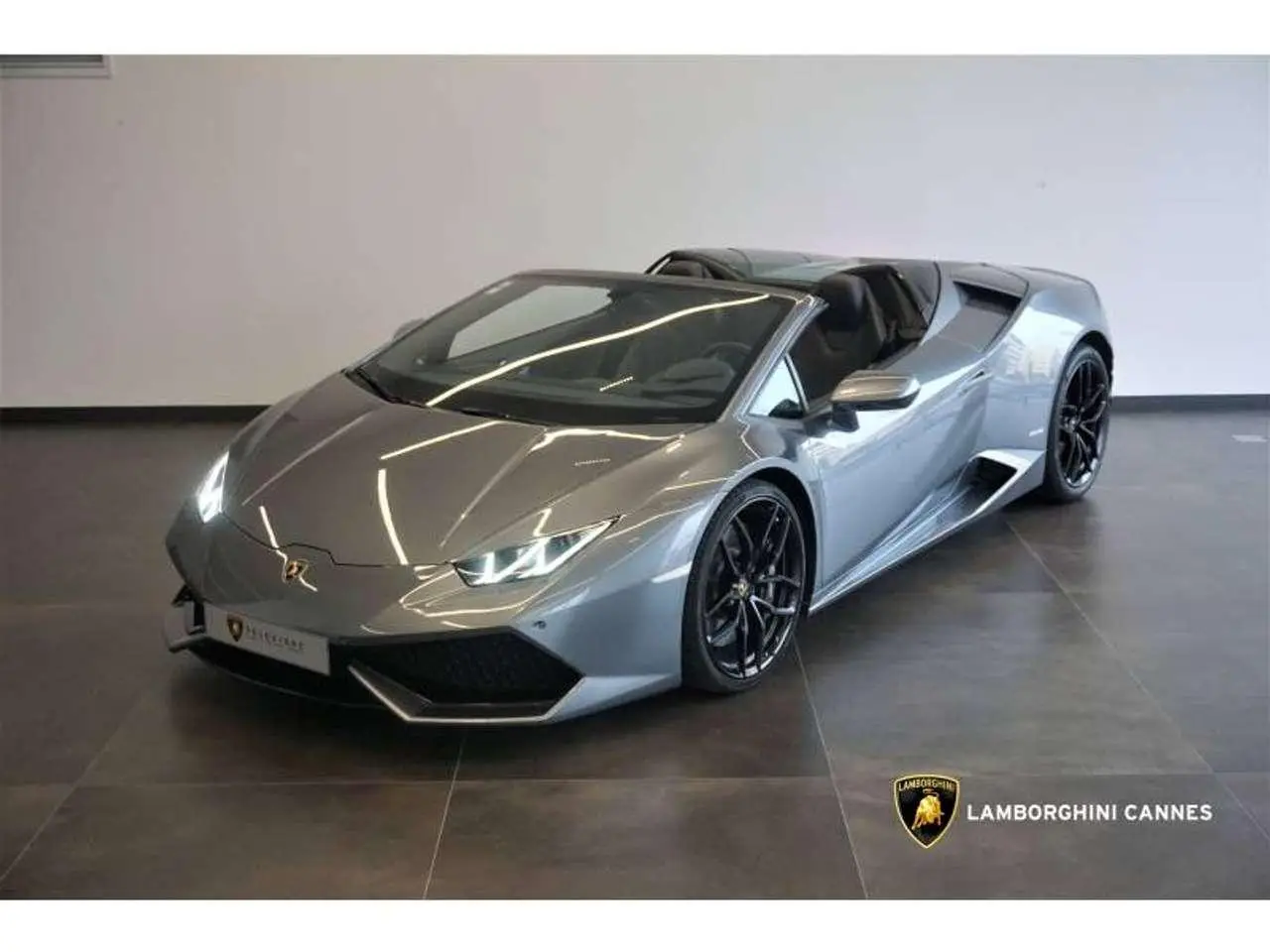 Photo 1 : Lamborghini Huracan 2016 Petrol