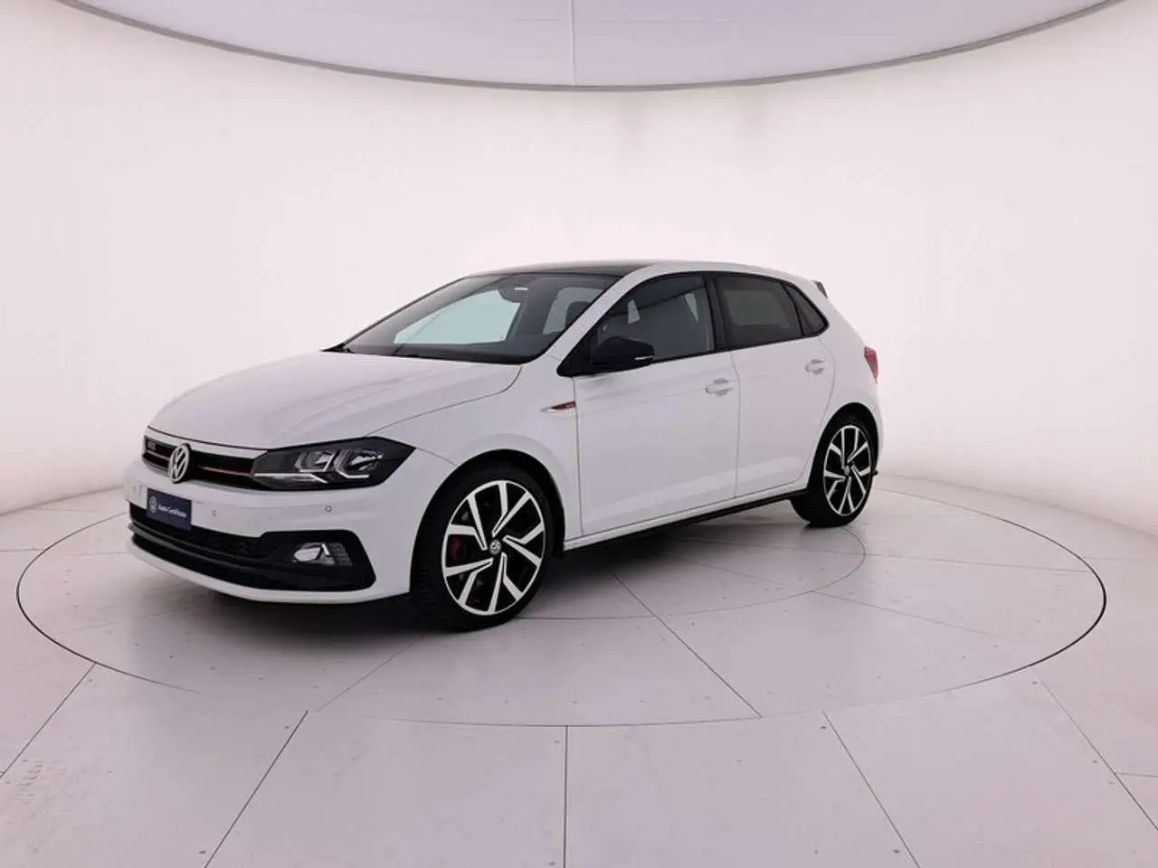 Photo 1 : Volkswagen Polo 2020 Petrol