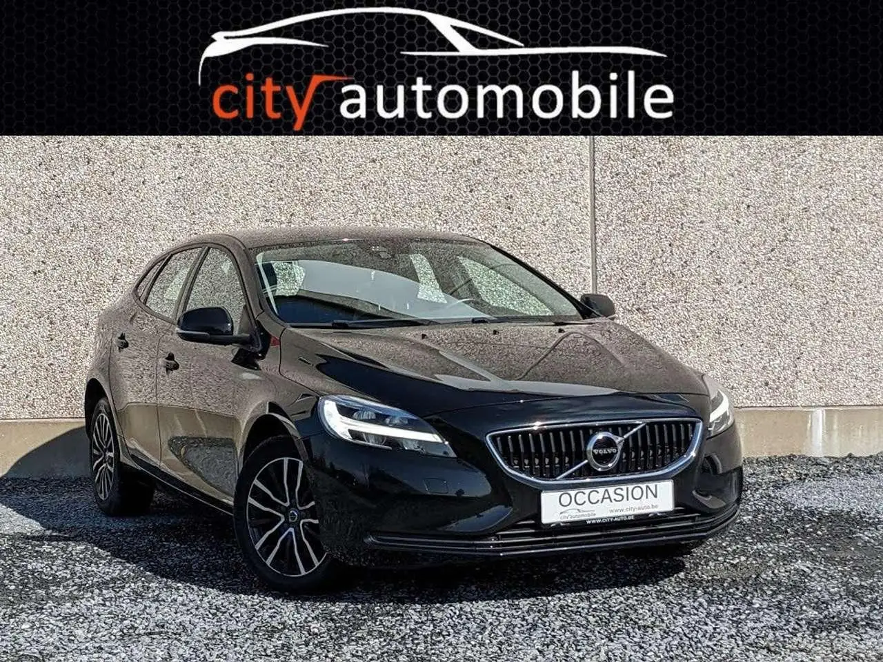 Photo 1 : Volvo V40 2017 Diesel