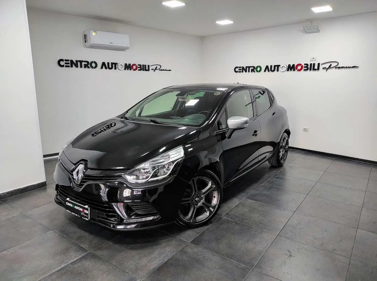 Photo 1 : Renault Clio 2016 Diesel