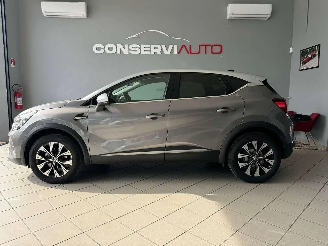 Photo 1 : Renault Captur 2023 Essence