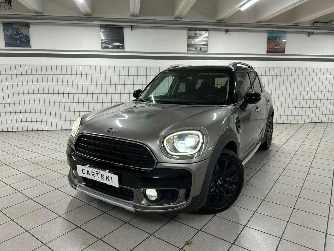 Photo 1 : Mini Cooper 2017 Diesel