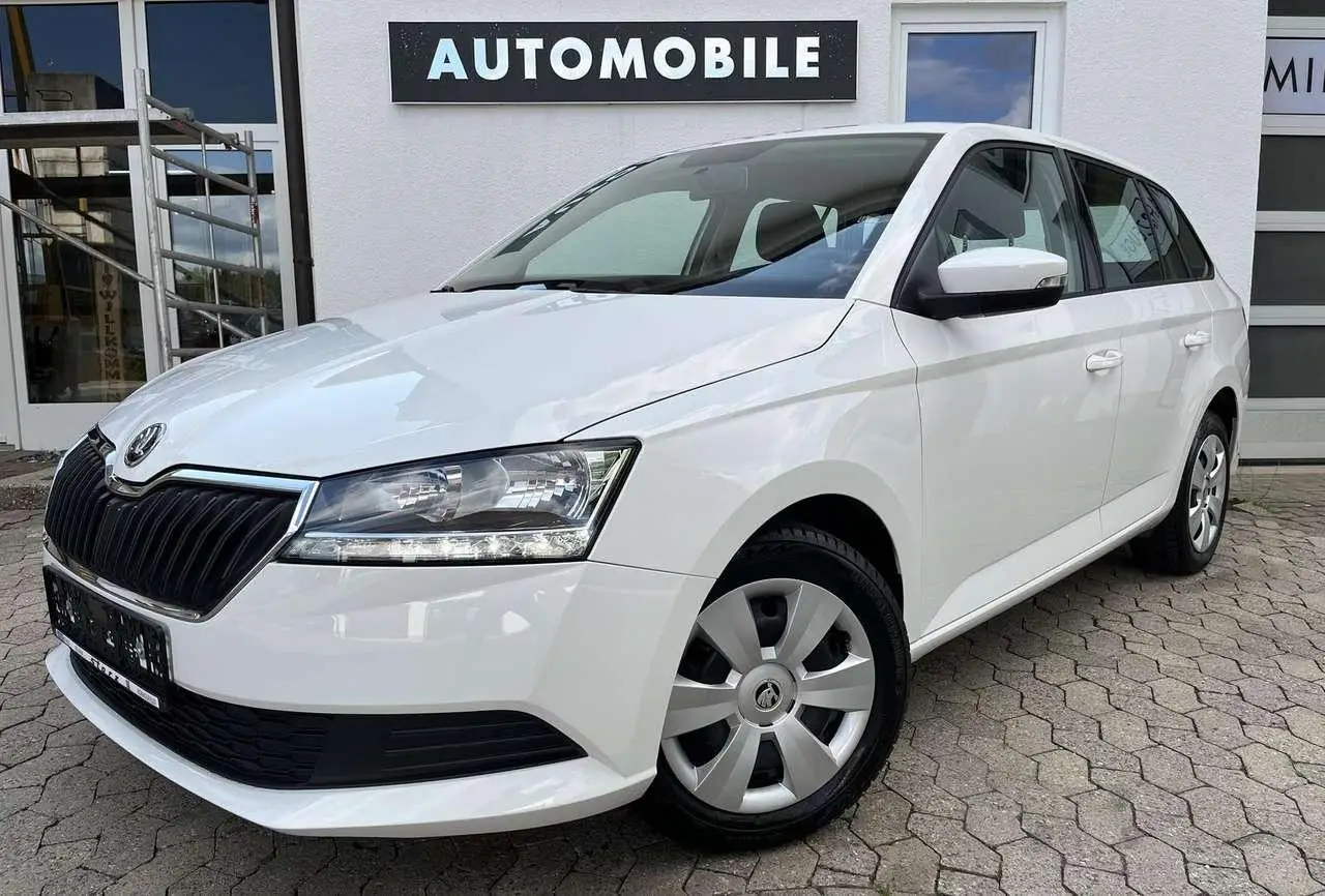 Photo 1 : Skoda Fabia 2019 Petrol