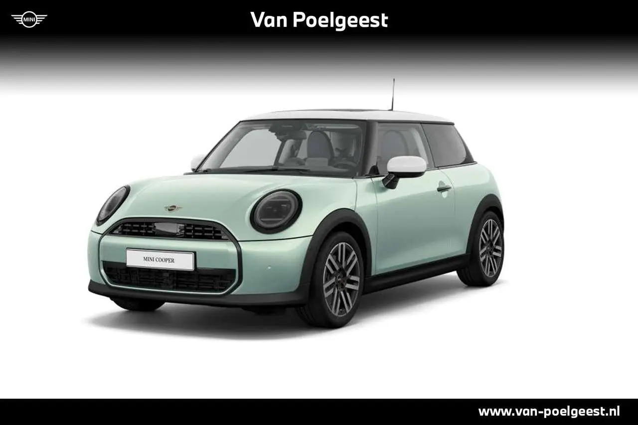 Photo 1 : Mini Cooper 2024 Petrol