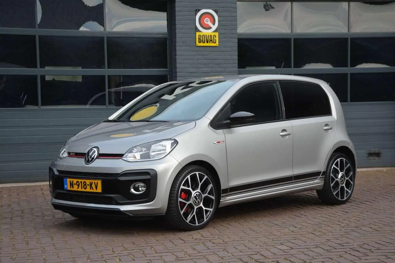 Photo 1 : Volkswagen Up! 2021 Petrol