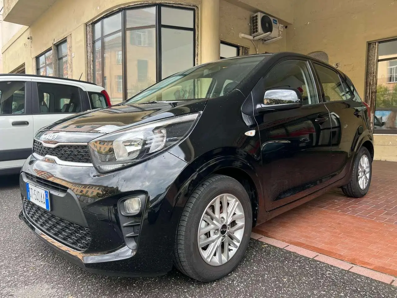 Photo 1 : Kia Picanto 2024 Petrol