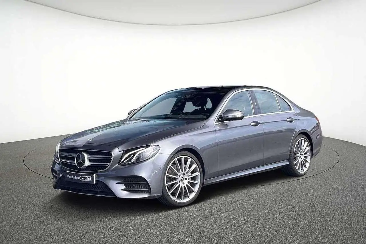 Photo 1 : Mercedes-benz Classe E 2019 Essence