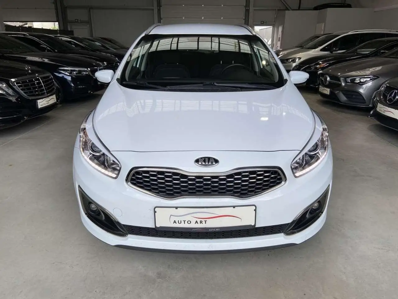 Photo 1 : Kia Ceed 2018 Essence