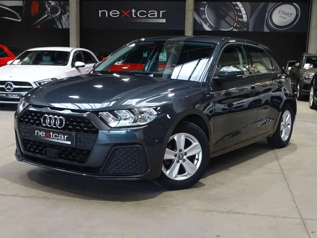 Photo 1 : Audi A1 2019 Essence