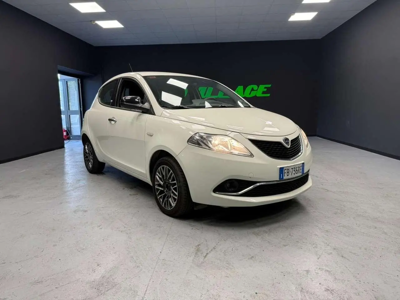 Photo 1 : Lancia Ypsilon 2016 Petrol