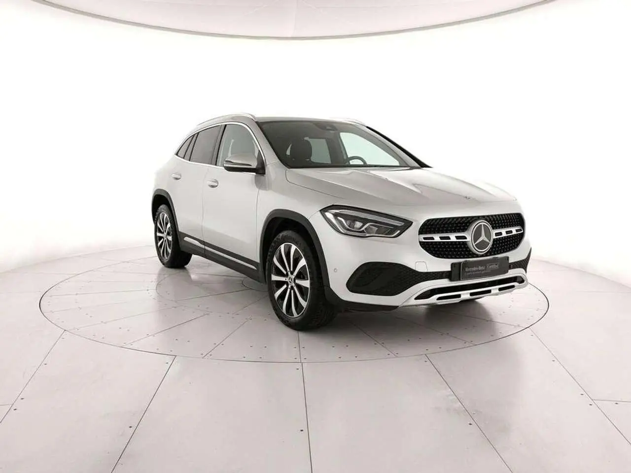 Photo 1 : Mercedes-benz Classe Gla 2021 Petrol