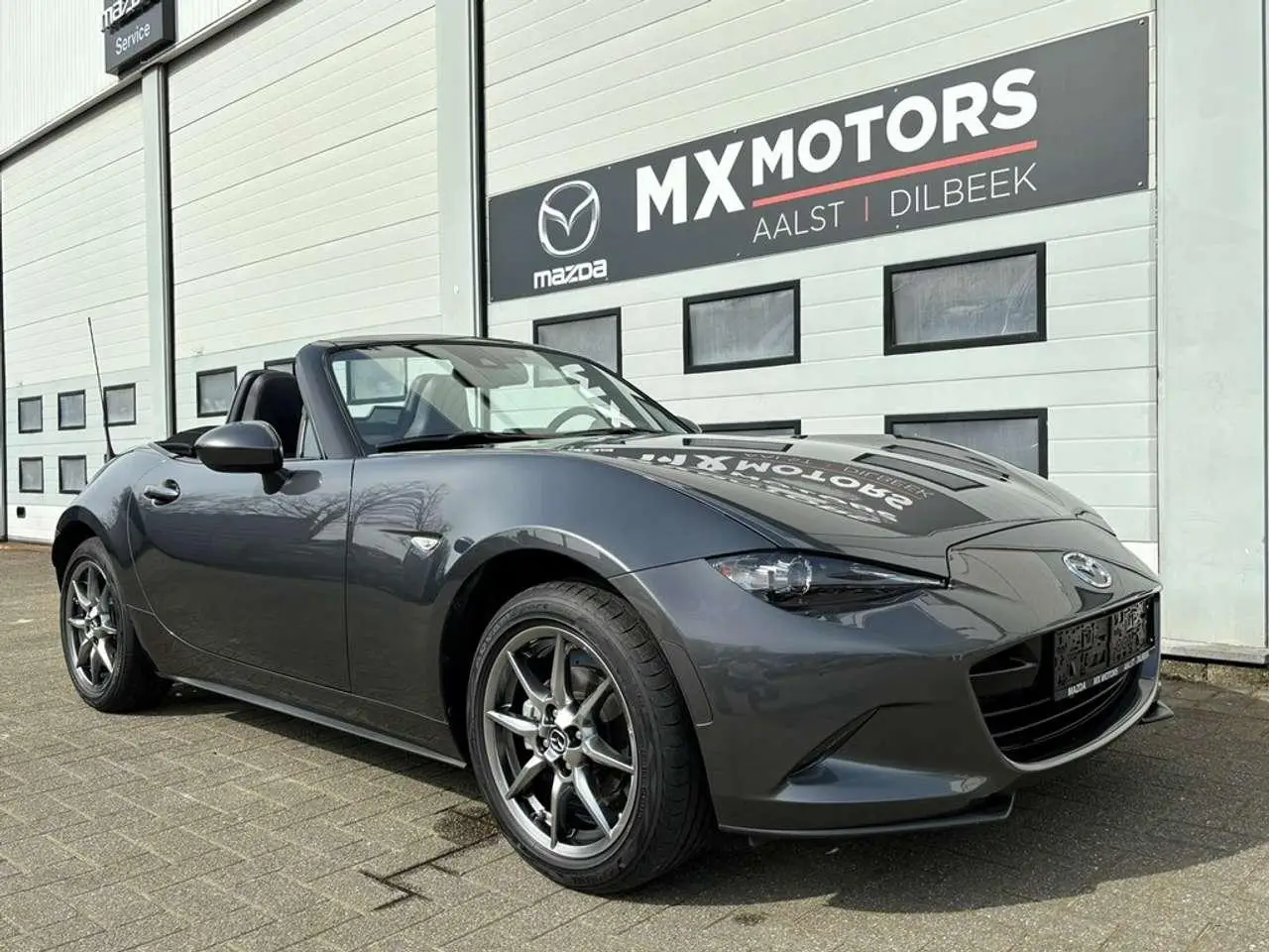 Photo 1 : Mazda Mx-5 2023 Essence