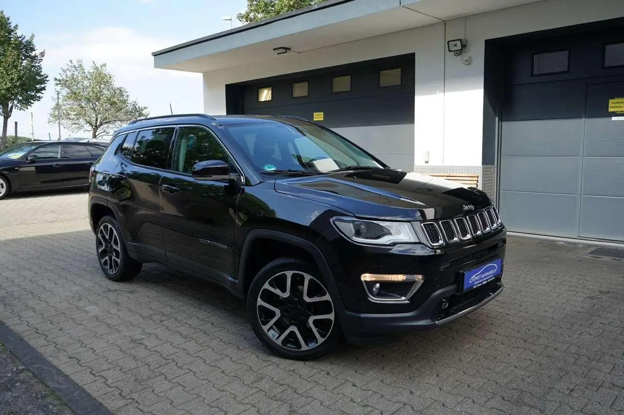 Photo 1 : Jeep Compass 2018 Essence