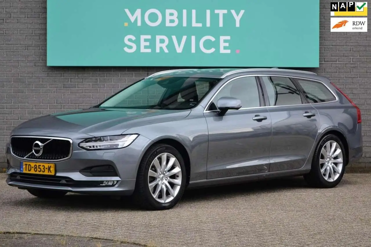 Photo 1 : Volvo V90 2018 Petrol