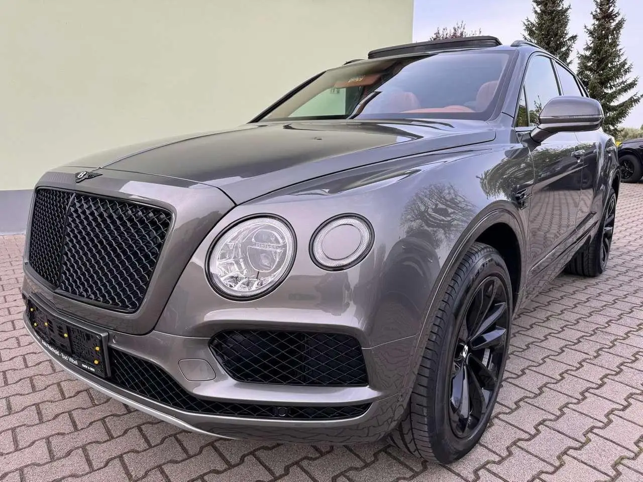 Photo 1 : Bentley Bentayga 2017 Petrol