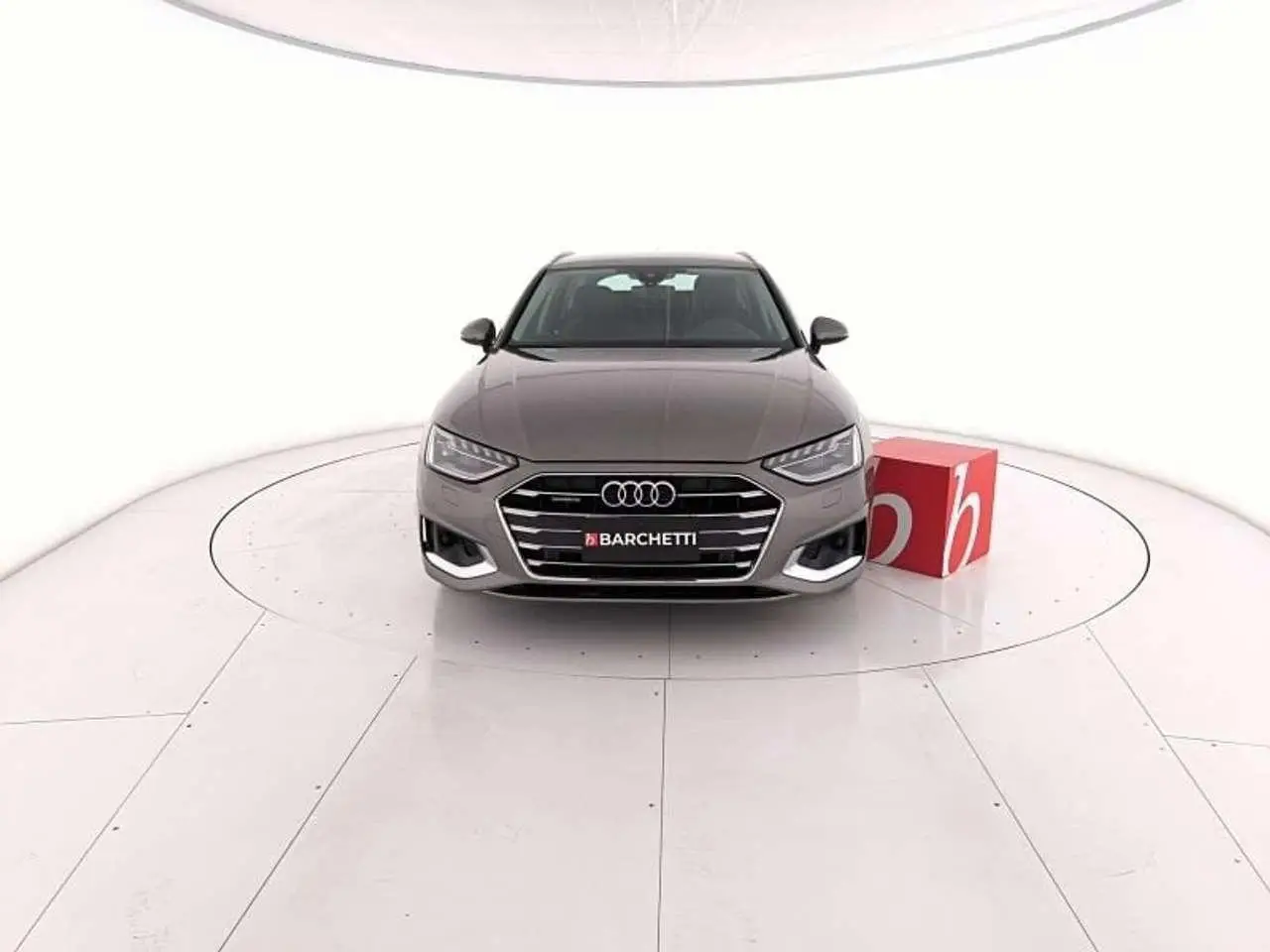 Photo 1 : Audi A4 2019 Diesel