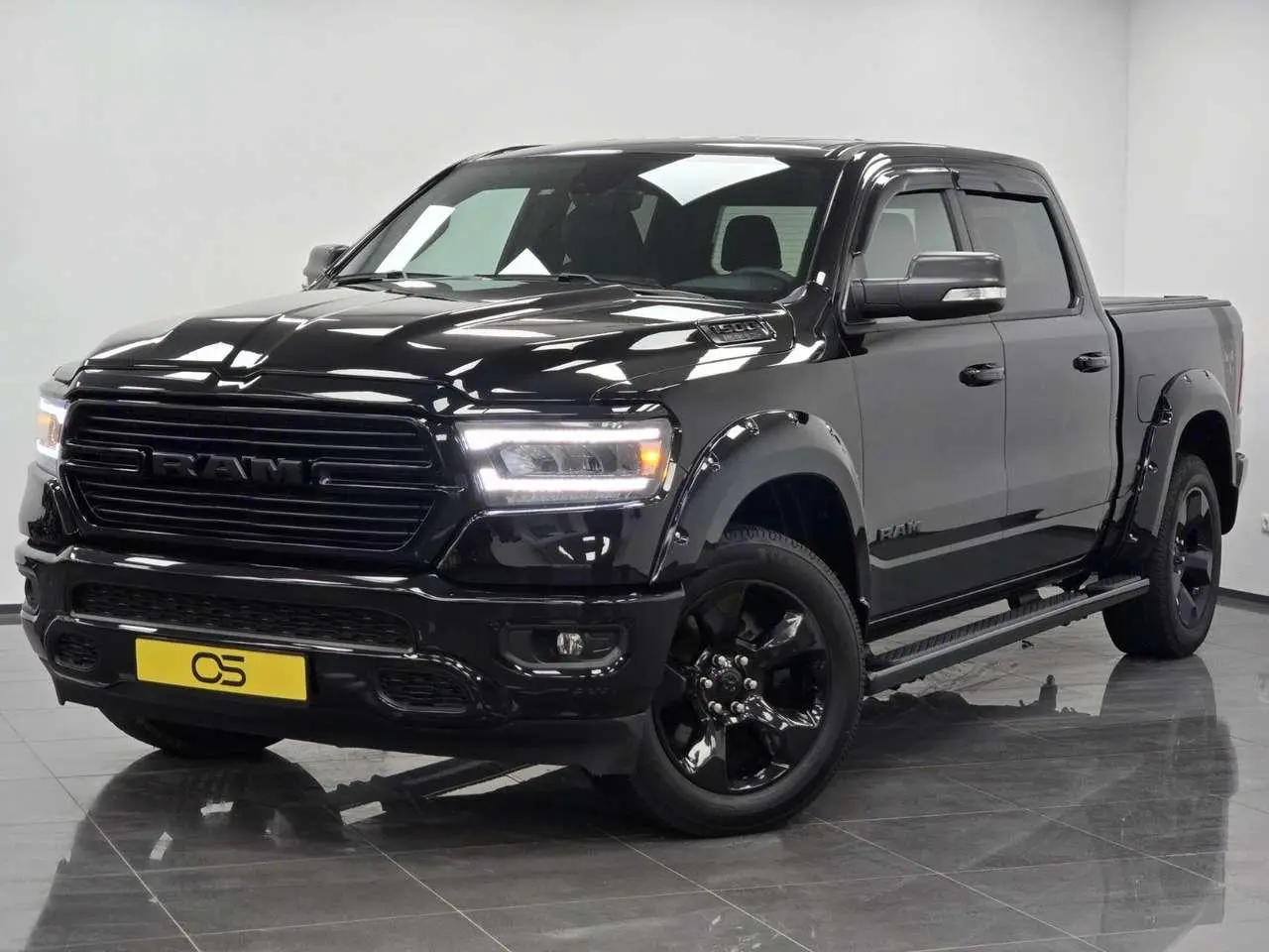 Photo 1 : Dodge Ram 2021 Petrol