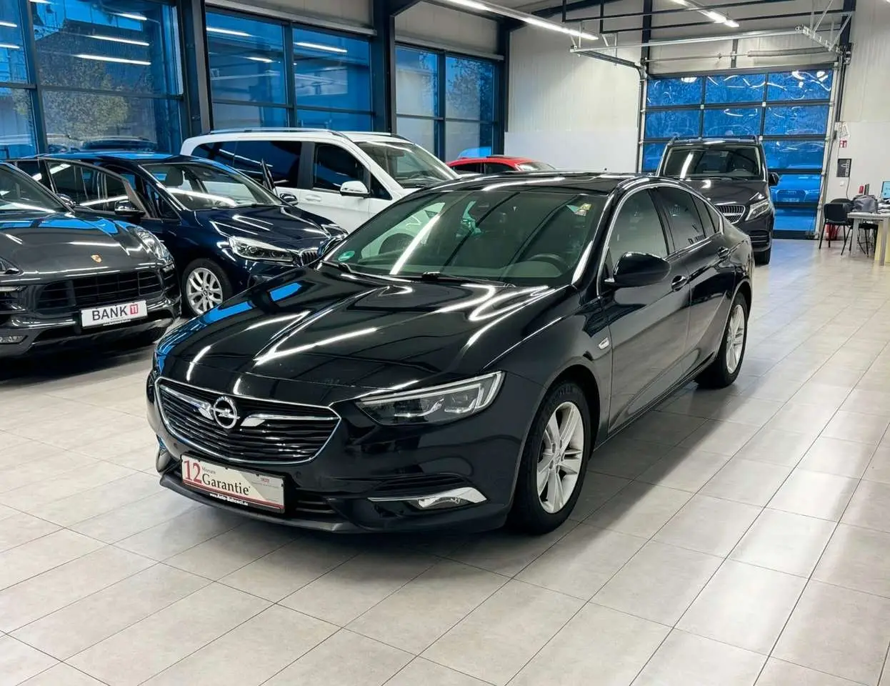 Photo 1 : Opel Insignia 2020 Essence