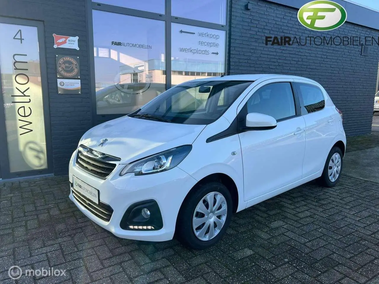 Photo 1 : Peugeot 108 2019 Petrol