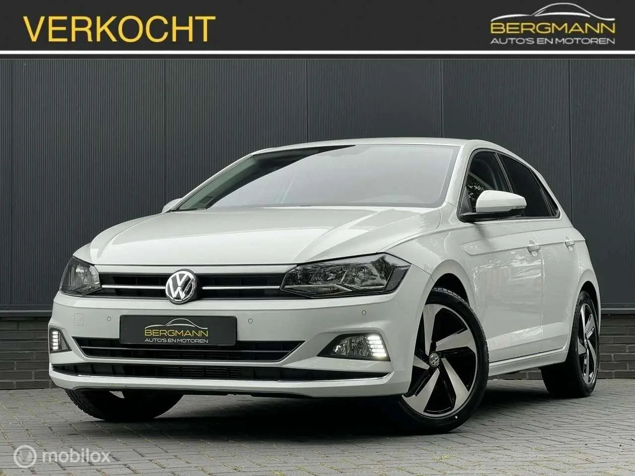 Photo 1 : Volkswagen Polo 2018 Petrol