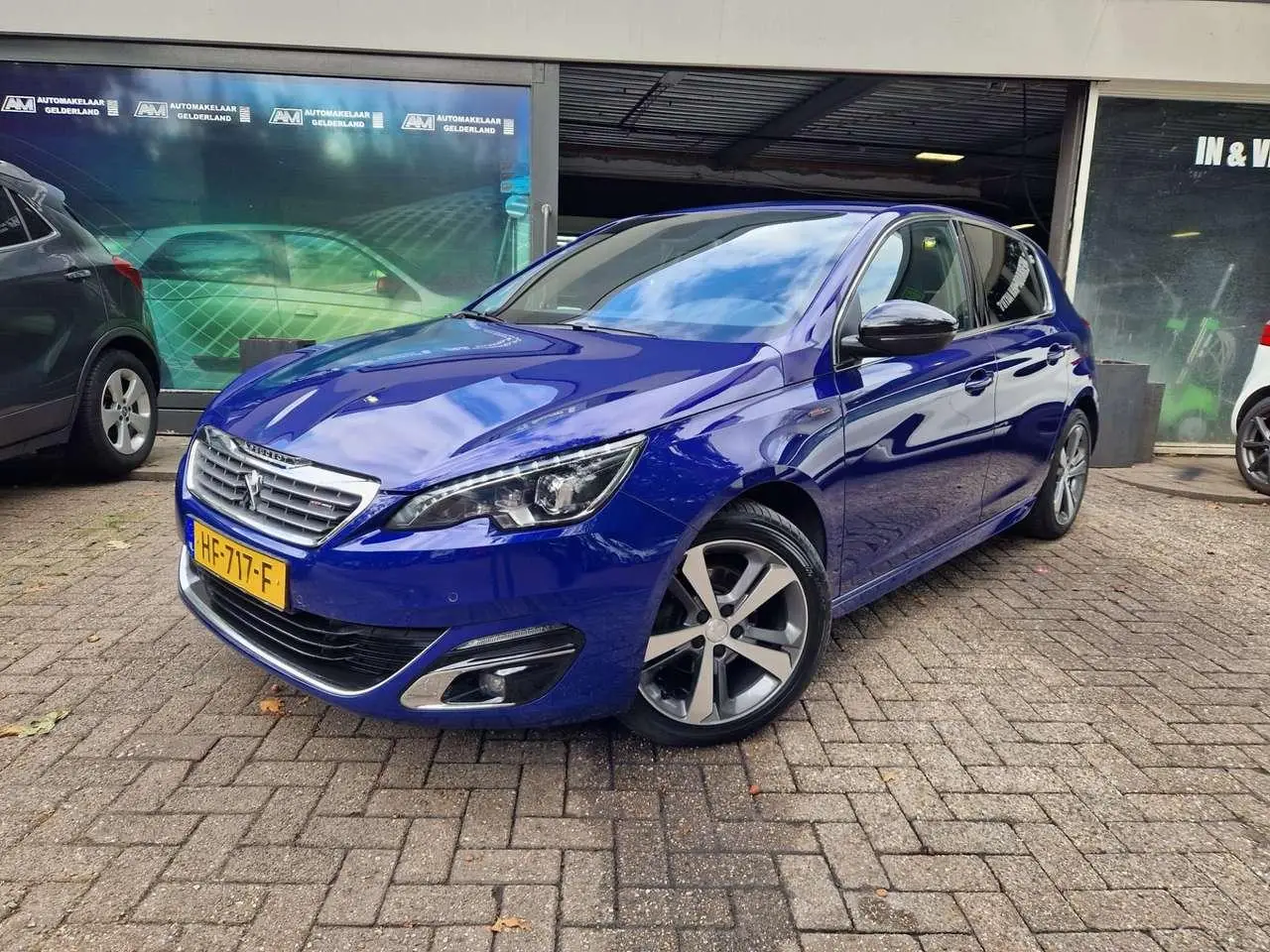 Photo 1 : Peugeot 308 2015 Petrol