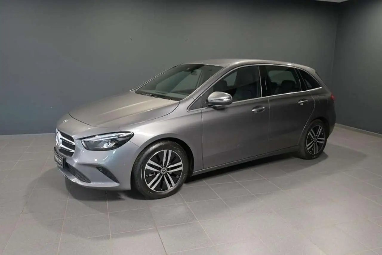 Photo 1 : Mercedes-benz Classe B 2022 Petrol