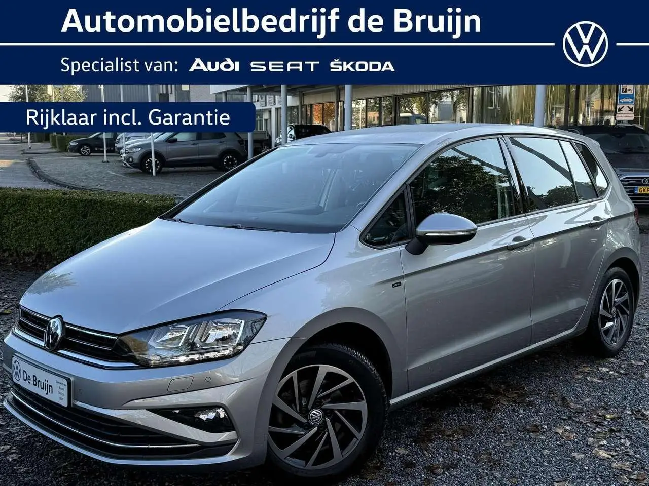 Photo 1 : Volkswagen Golf 2018 Petrol