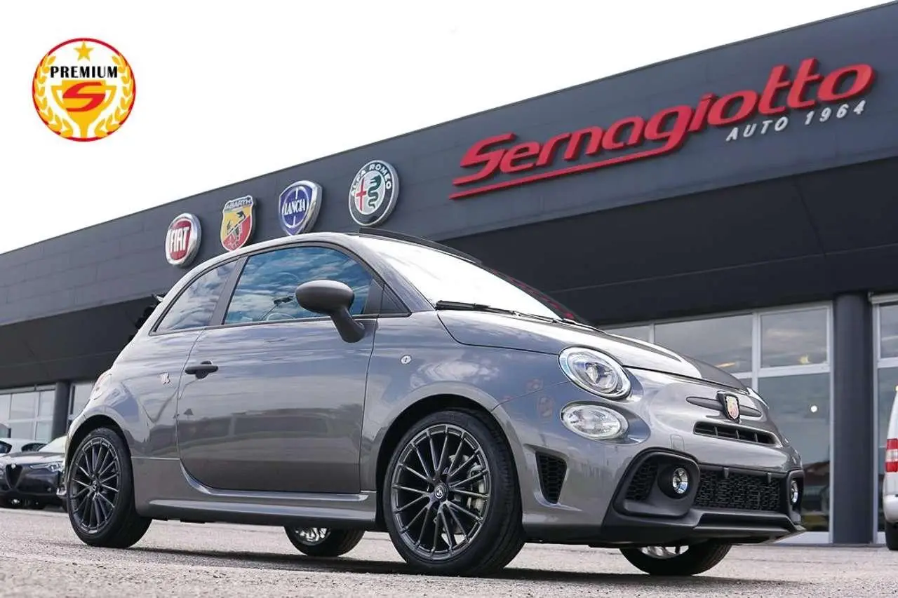 Photo 1 : Abarth 595 2024 Essence