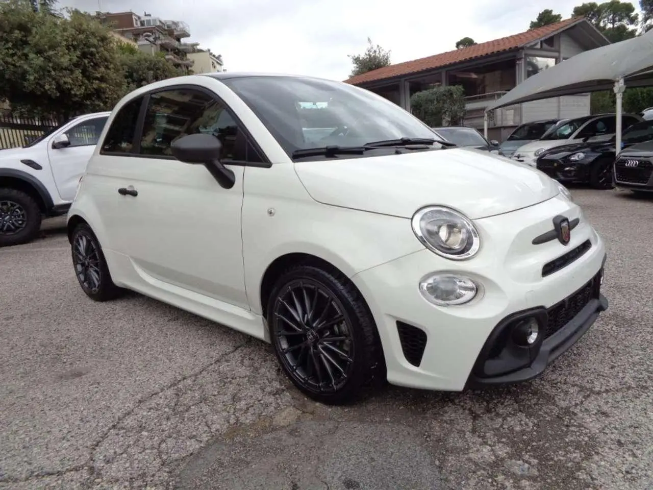 Photo 1 : Abarth 595 2024 Essence