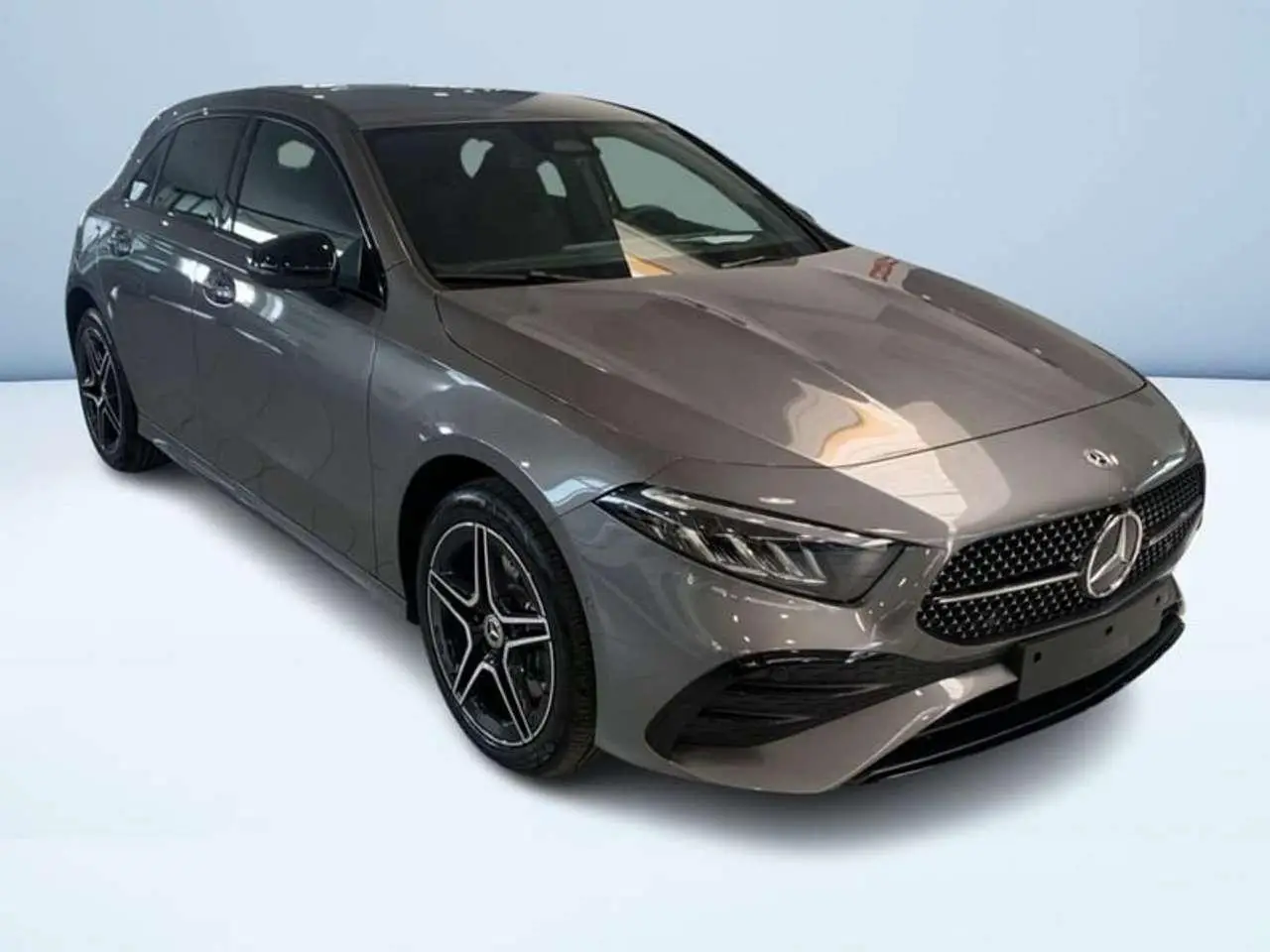 Photo 1 : Mercedes-benz Classe A 2024 Hybride