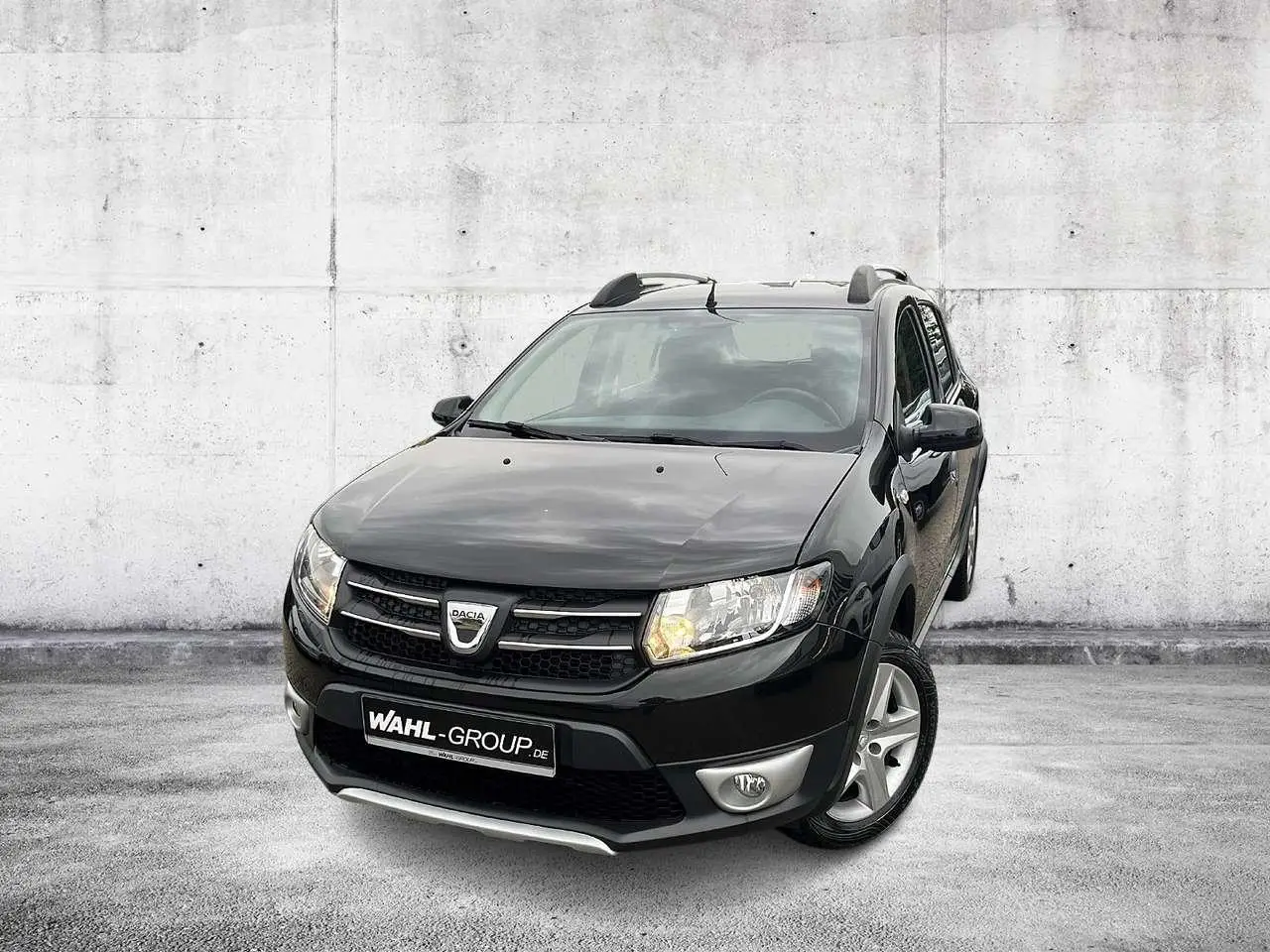 Photo 1 : Dacia Sandero 2015 Petrol