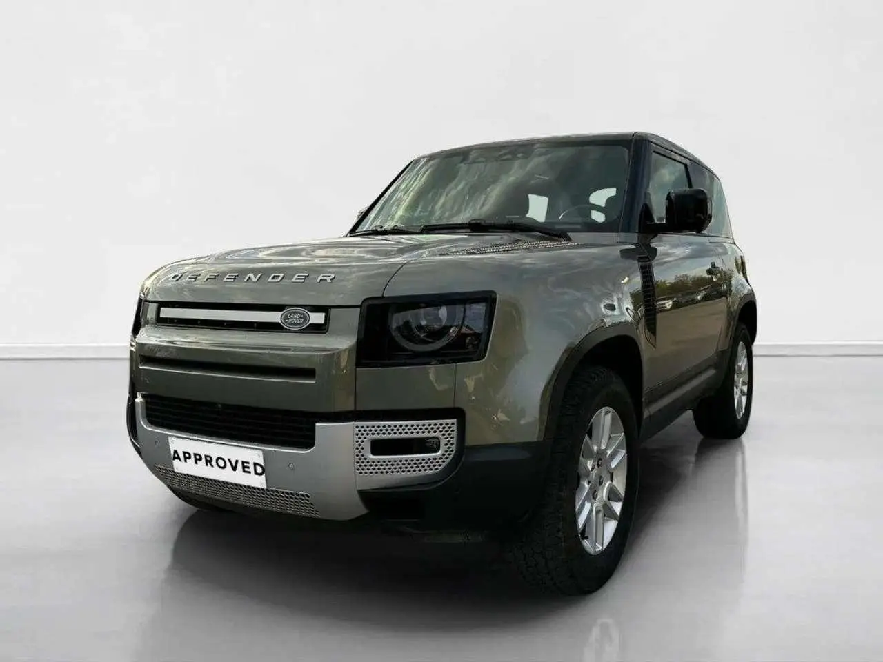 Photo 1 : Land Rover Defender 2021 Hybrid