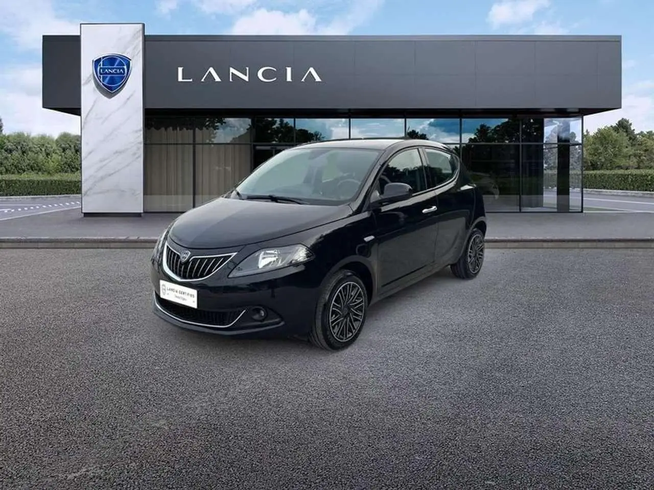 Photo 1 : Lancia Ypsilon 2022 Petrol