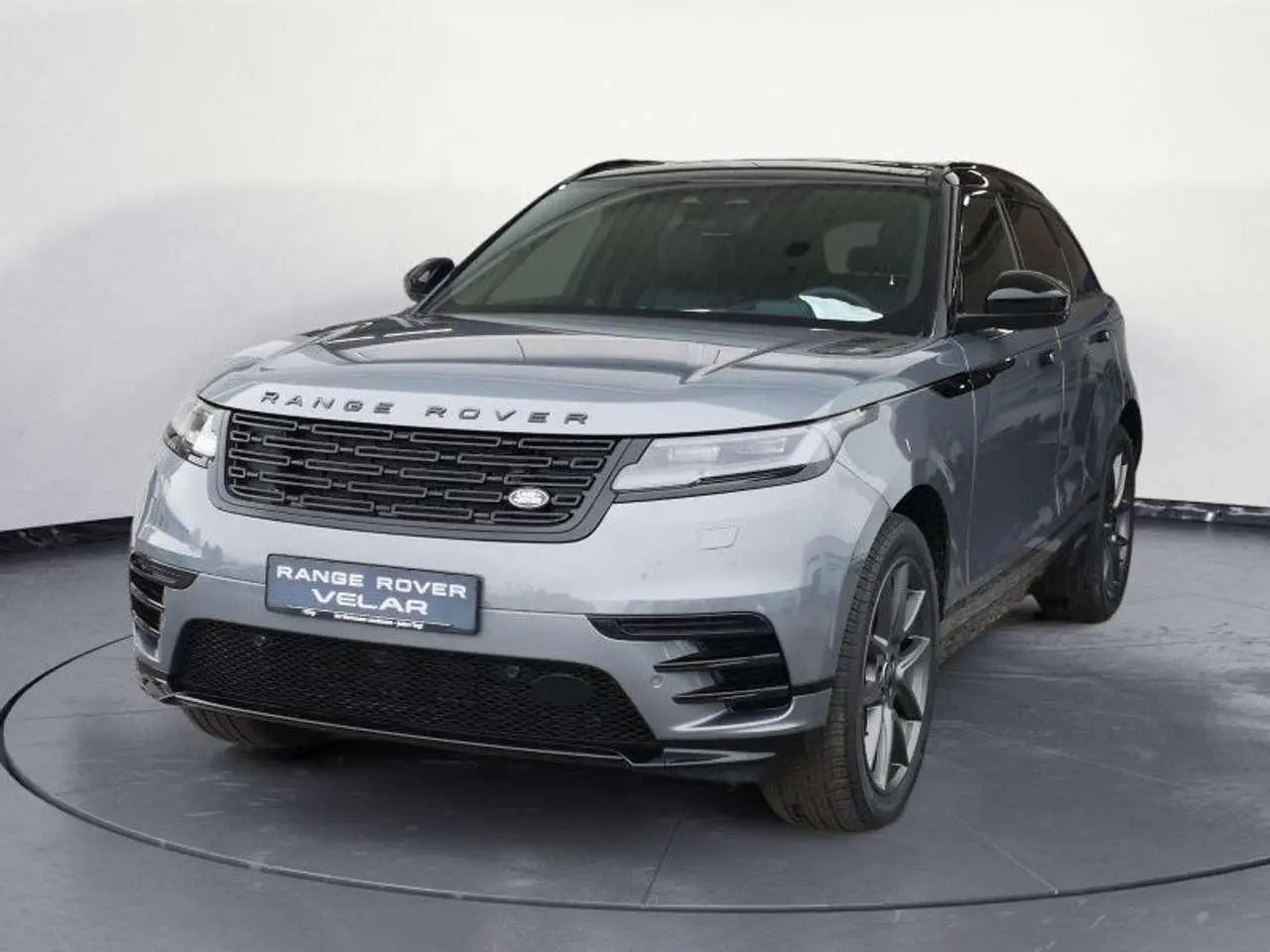 Photo 1 : Land Rover Range Rover Velar 2023 Diesel